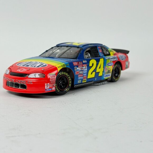 Action NASCAR 1999 Jeff Gordon 24 Dupont Chevrolet Monte Carlo1:24 Diecast - Picture 1 of 10